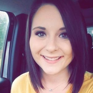 Meet your Posher, Holly